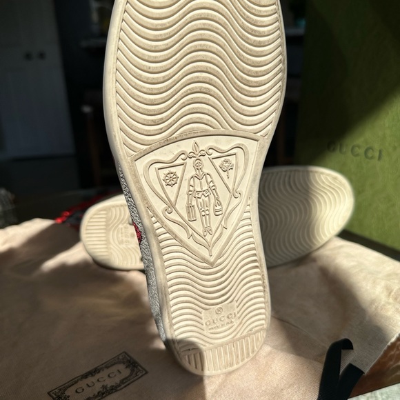 Gucci x Pablo Delcielo Off-White Strawberry Ace Sneakers - Picture 15 of 16